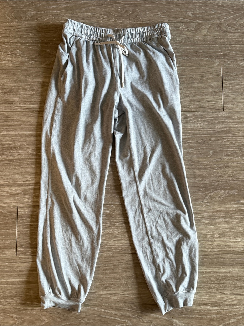 Lululemon Soft Jersey Classic-Fit Mid-Rise Jogger 7/8 Length Grey size 4 - Picture 8 of 9